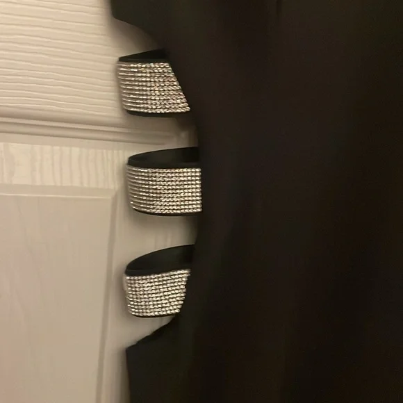 Black cutout homecoming dress - Picture 3 of 7